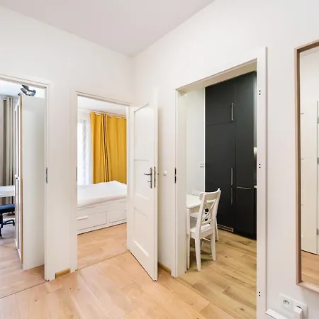 Sluzewiec Comfort Zone By Bookinghost